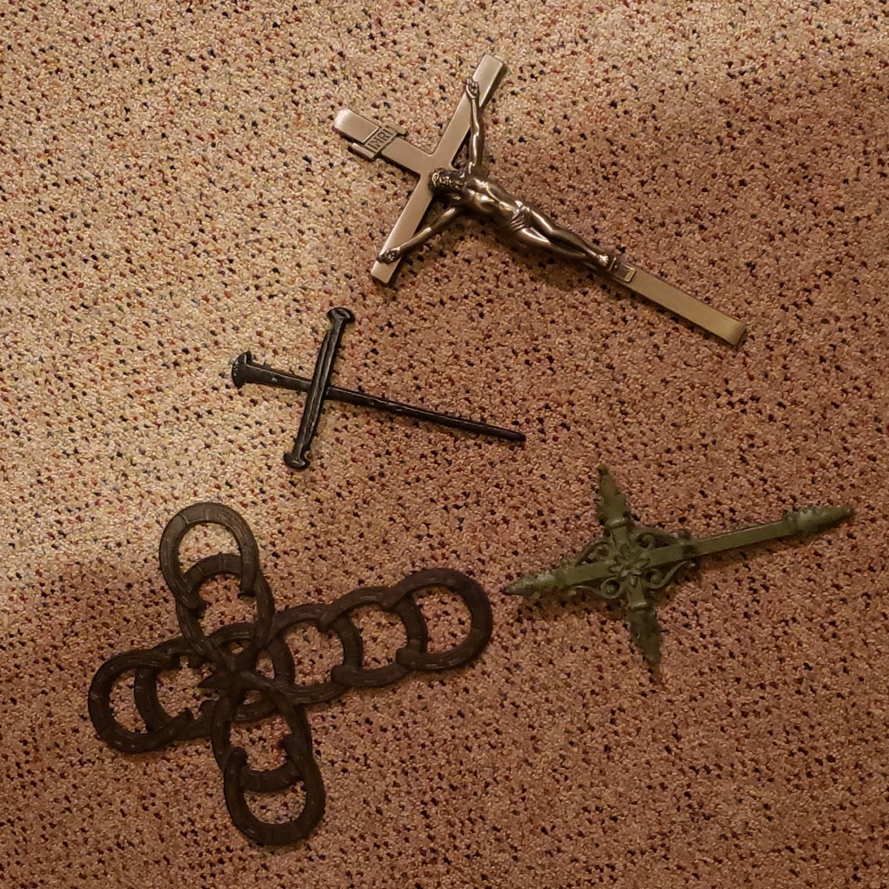 4 crosses